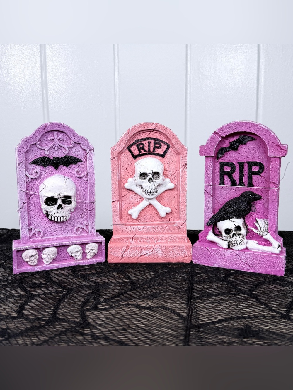 NEW Old Time Pottery Halloween Tombstone Decor